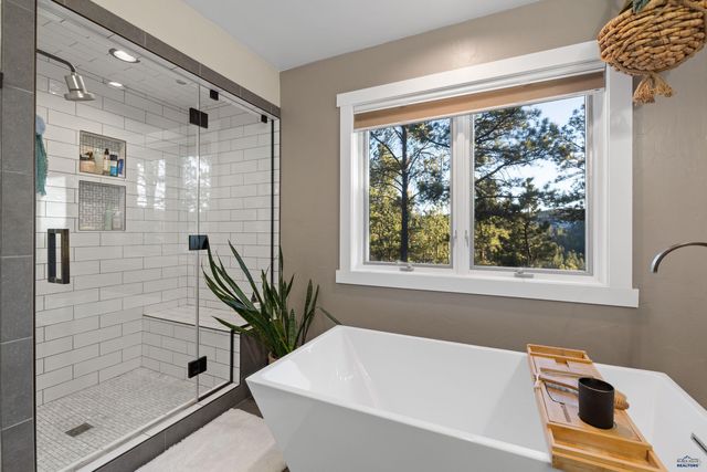 23590 WILDERNESS CANYON RD, Rapid City, SD 57702