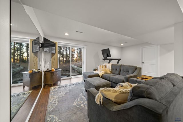 23590 WILDERNESS CANYON RD, Rapid City, SD 57702