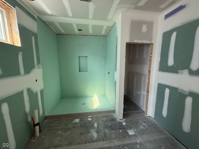 2620 Broadway Street, Indianapolis, IN 46205