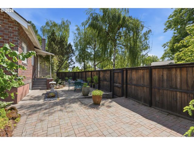 600 E 19TH St, Vancouver, WA 98663