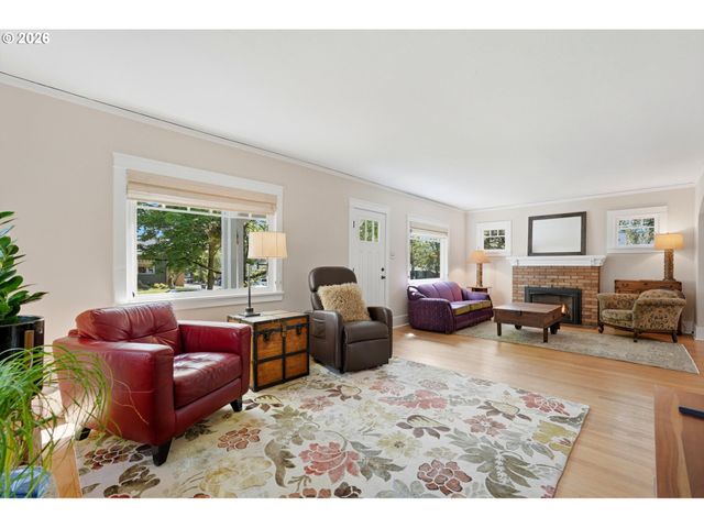 600 E 19TH St, Vancouver, WA 98663