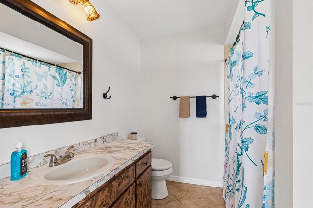 8272 DENISE DRIVE E, Seminole, FL 33777