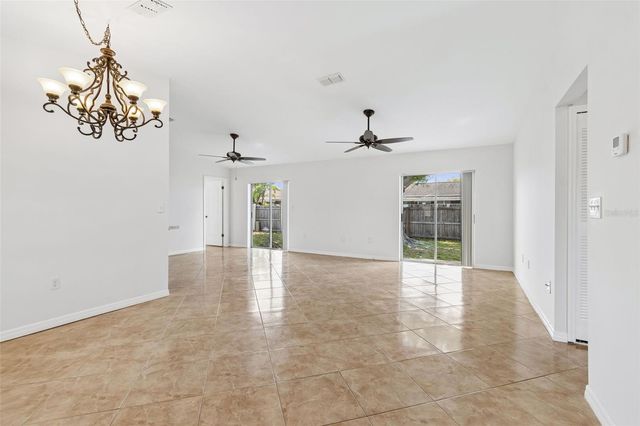 8272 DENISE DRIVE E, Seminole, FL 33777