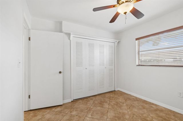8272 DENISE DRIVE E, Seminole, FL 33777
