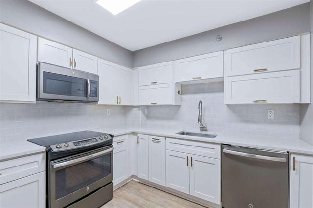 2870 Pharr Court South 2401, Atlanta, GA 30305