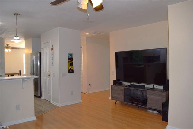 1125 Lady Ashley DR, Chesapeake, VA 23320