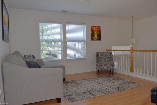 1125 Lady Ashley DR, Chesapeake, VA 23320