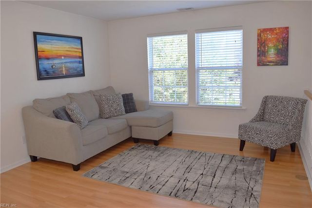 1125 Lady Ashley DR, Chesapeake, VA 23320