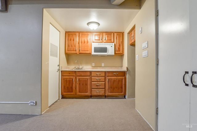 2176 Addison Ave E, Twin Falls, ID 83301