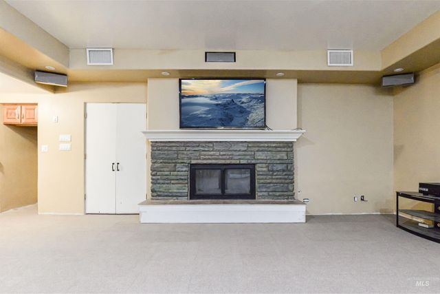 2176 Addison Ave E, Twin Falls, ID 83301