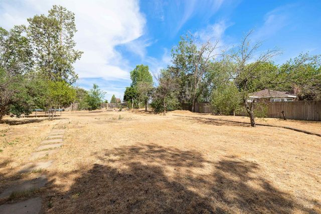 2176 Addison Ave E, Twin Falls, ID 83301