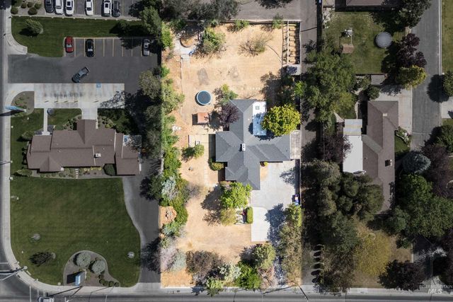 2176 Addison Ave E, Twin Falls, ID 83301