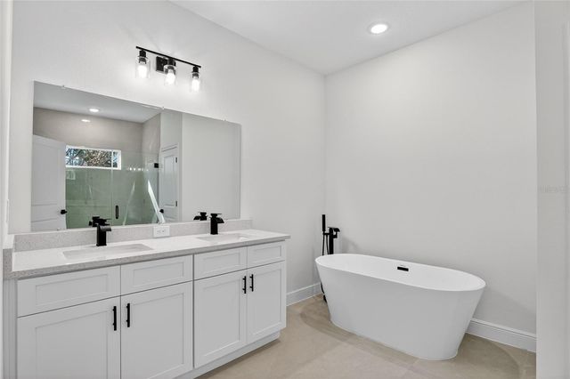 1957 W OLIVER DRIVE, Citrus Springs, FL 34434