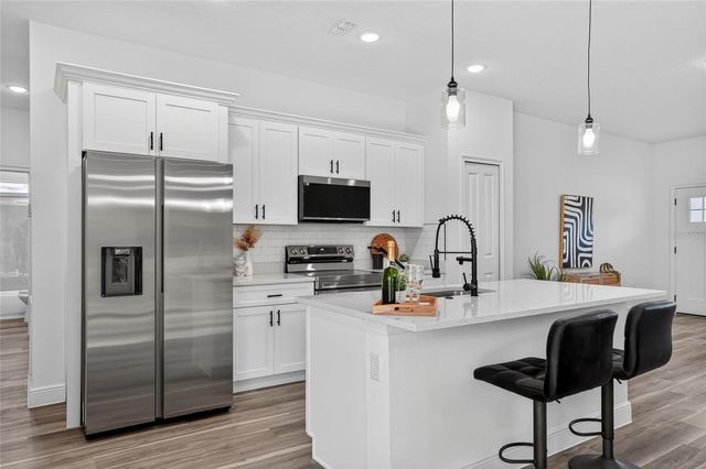 1957 W OLIVER DRIVE, Citrus Springs, FL 34434