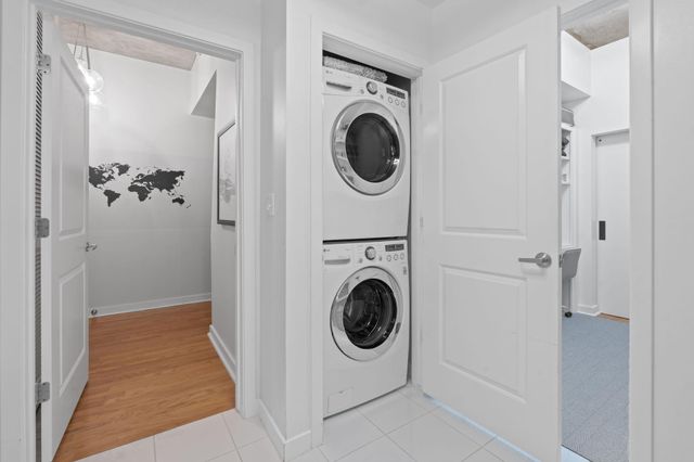 360 Nueces ST 1007, Austin, TX 78701