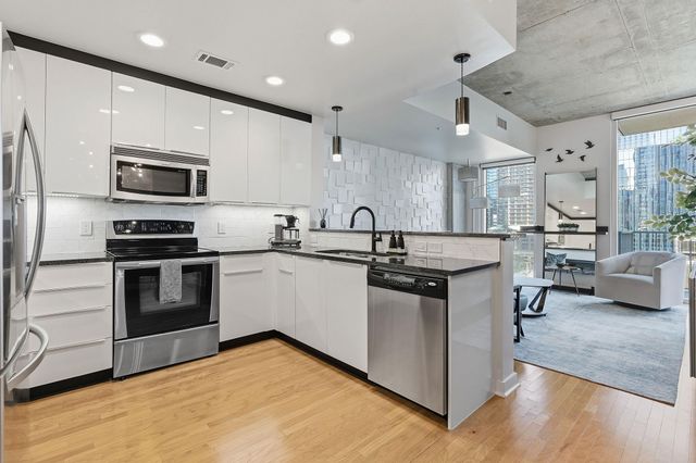360 Nueces ST 1007, Austin, TX 78701