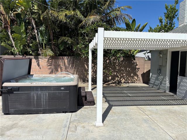 6562 Corrine, Huntington Beach, CA 92647
