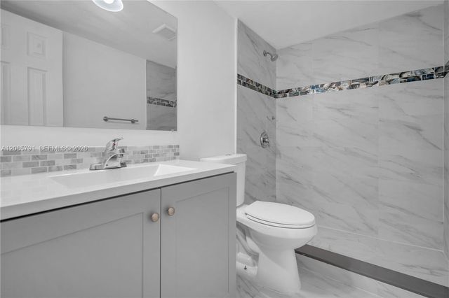 414 SE 14th Street 3, Fort Lauderdale, FL 33316