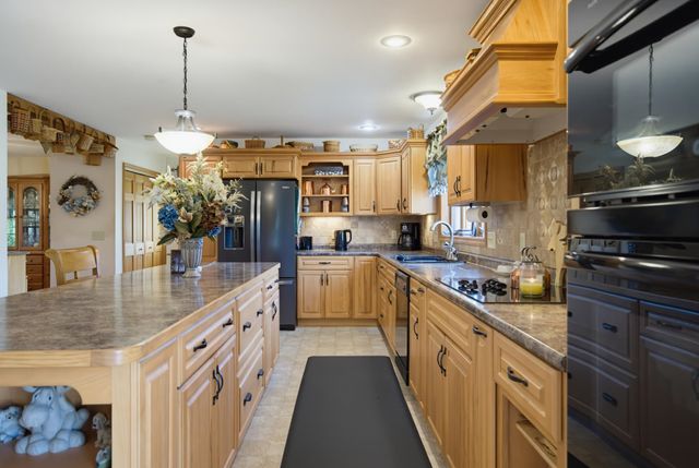 50 Range Road, Pittsfield, NH 03263