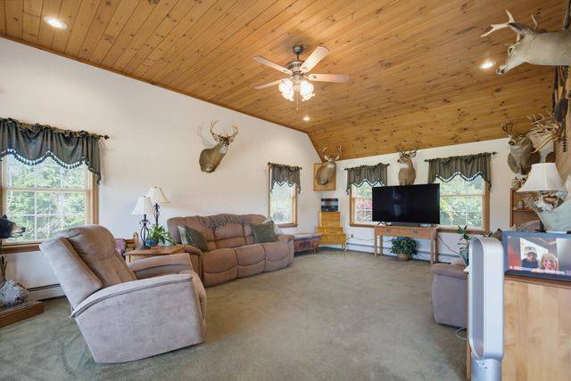 50 Range Road, Pittsfield, NH 03263
