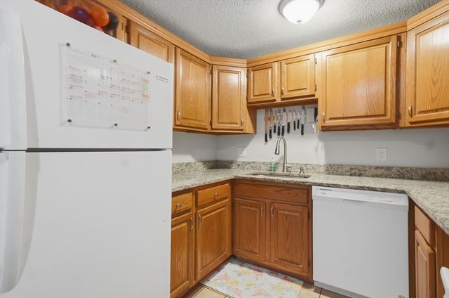 219 Central Street 3E, Lowell, MA 01852