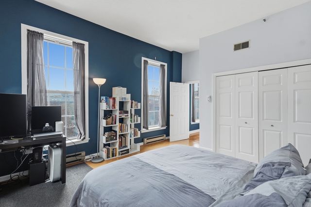 219 Central Street 3E, Lowell, MA 01852