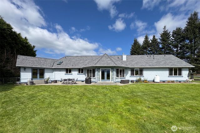 21 Donaper Road, Sequim, WA 98382