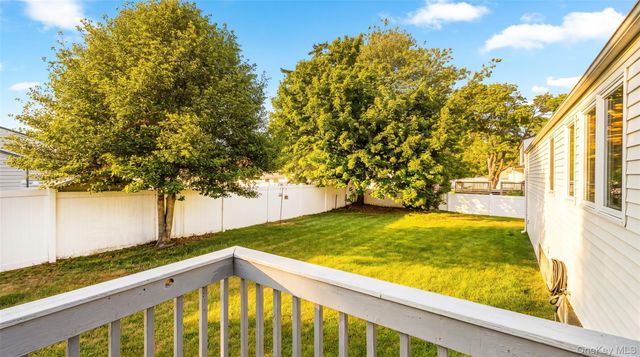 23 13th Street, Bohemia, NY 11716