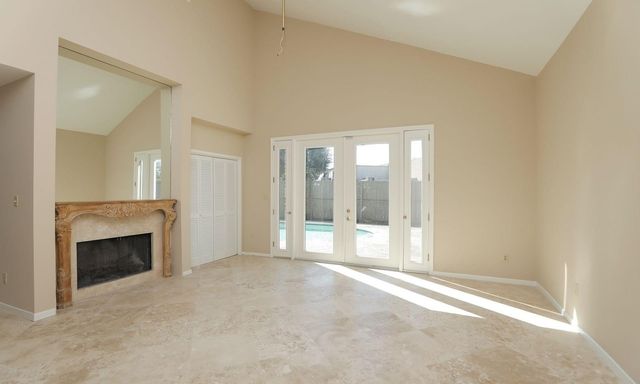 6000 Sugar Hill Drive 9, Houston, TX 77057