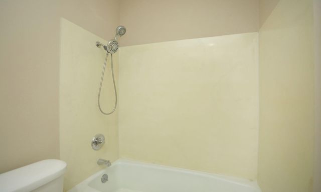 6000 Sugar Hill Drive 9, Houston, TX 77057