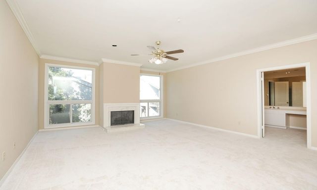 6000 Sugar Hill Drive 9, Houston, TX 77057