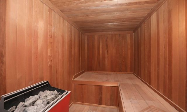 6000 Sugar Hill Drive 9, Houston, TX 77057