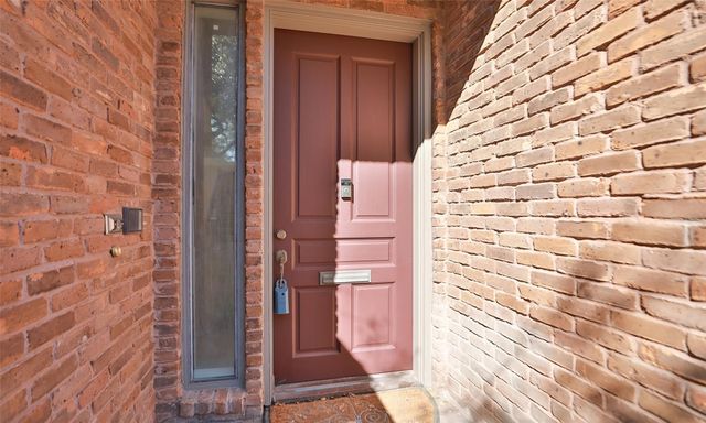 6000 Sugar Hill Drive 9, Houston, TX 77057