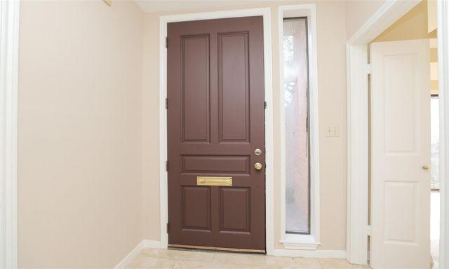 6000 Sugar Hill Drive 9, Houston, TX 77057