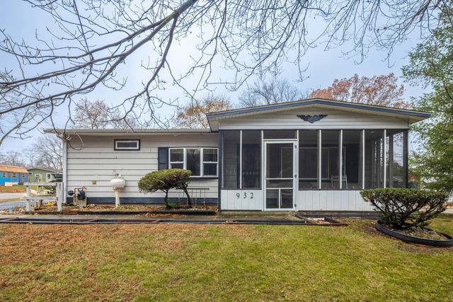 932 Liberty Trail, Michigan City, IN 46360