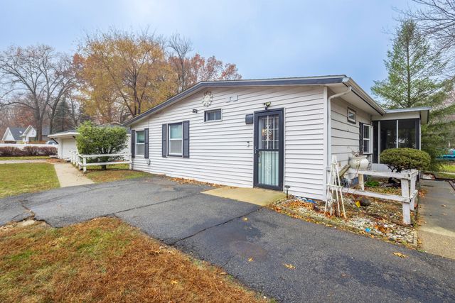 932 Liberty Trail, Michigan City, IN 46360