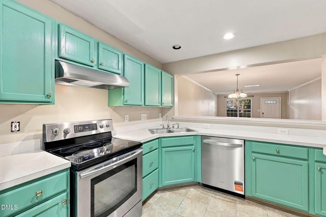 6471 Bellcross Trail, Whitsett, NC 27377
