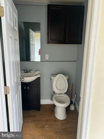2426 KUTZTOWN RD, Reading, PA 19605