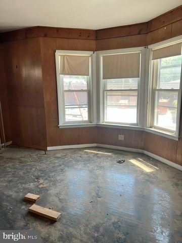2426 KUTZTOWN RD, Reading, PA 19605