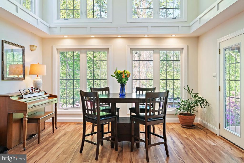 Image 13 of property listing at 1553 ASHCROFT LN, Arnold, MD 21012