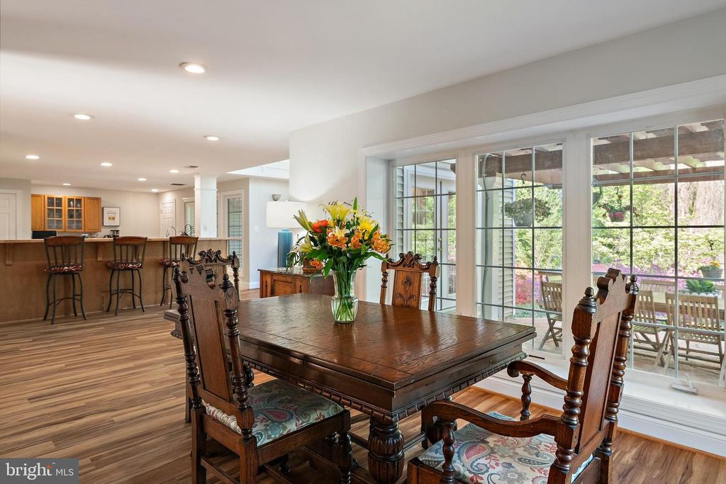 Image 15 of property listing at 1553 ASHCROFT LN, Arnold, MD 21012