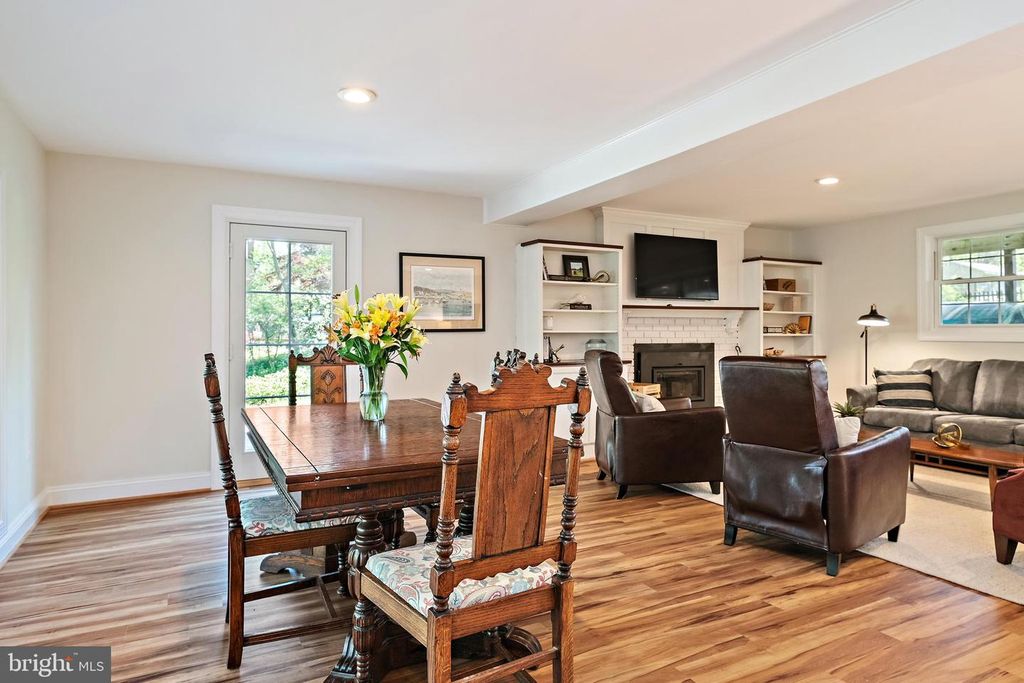 Image 16 of property listing at 1553 ASHCROFT LN, Arnold, MD 21012