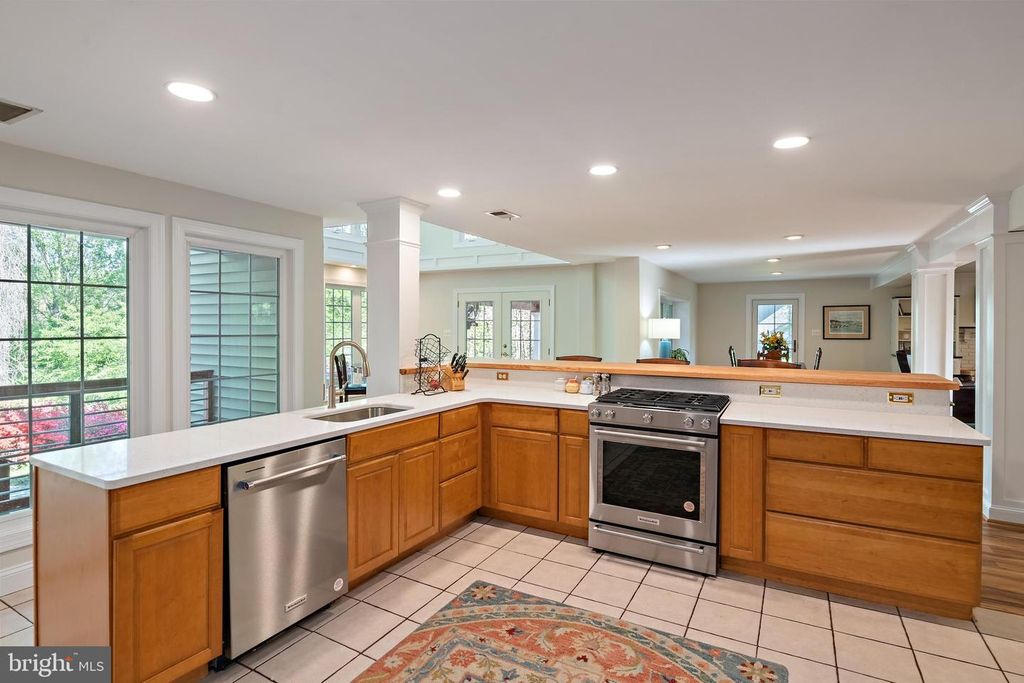 Image 22 of property listing at 1553 ASHCROFT LN, Arnold, MD 21012