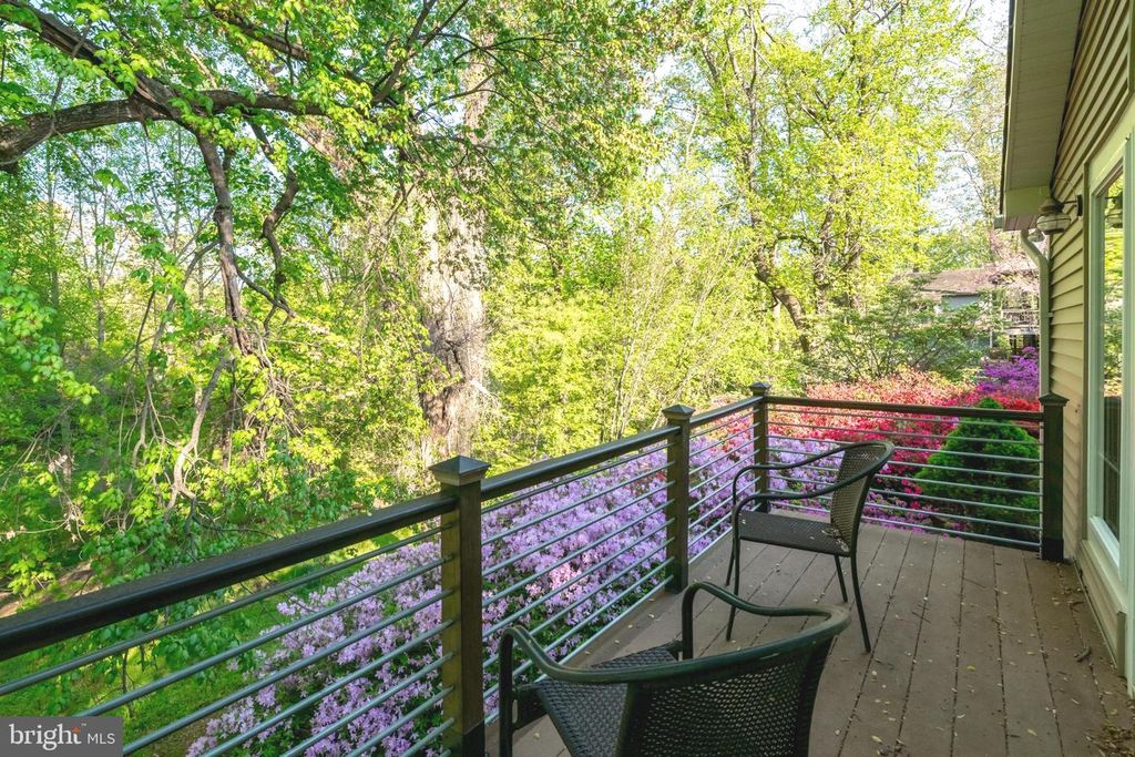 Image 33 of property listing at 1553 ASHCROFT LN, Arnold, MD 21012