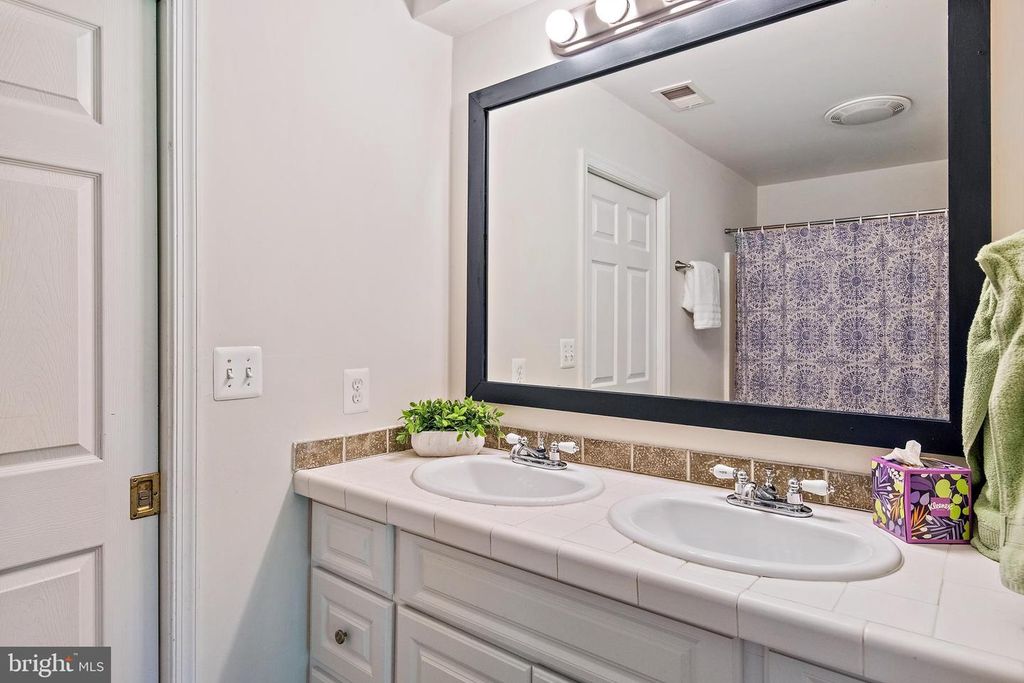 Image 43 of property listing at 1553 ASHCROFT LN, Arnold, MD 21012