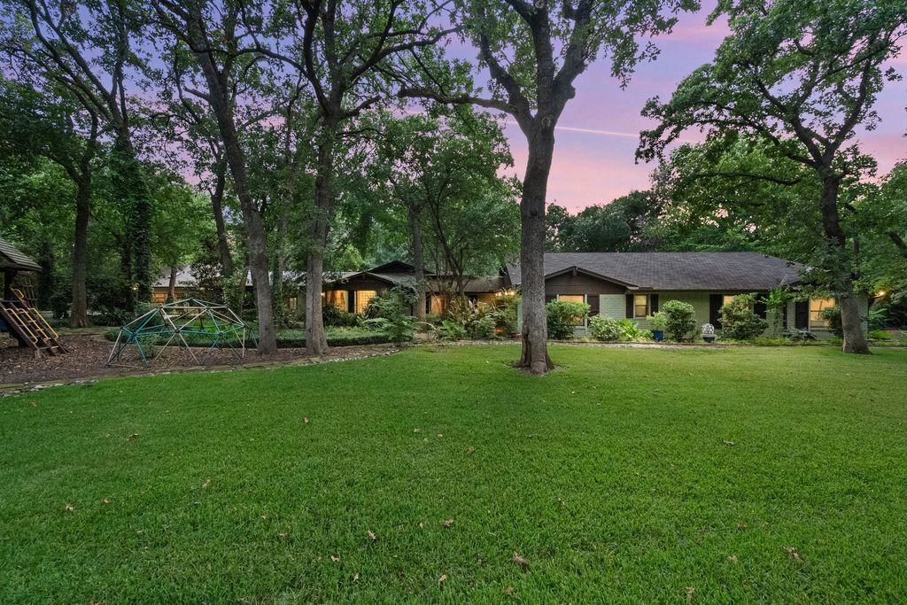 5114 Westhaven Road, Arlington, TX 76017
