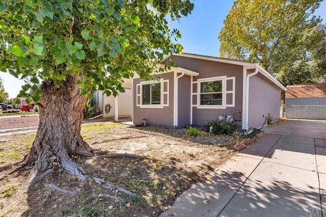 2817 Winnipeg St, Pueblo, CO 81004