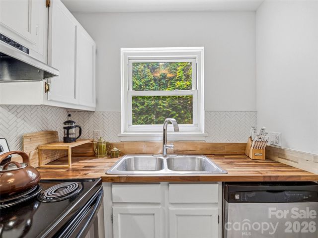 615 Biltmore Avenue F1, Asheville, NC 28803