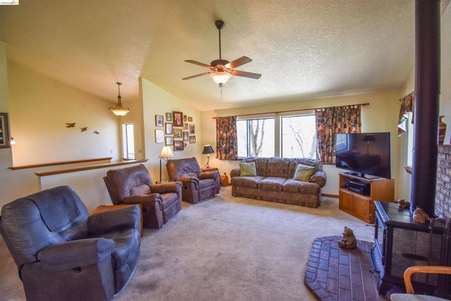 15170 Potato Ranch Rd, Sonora, CA 95370