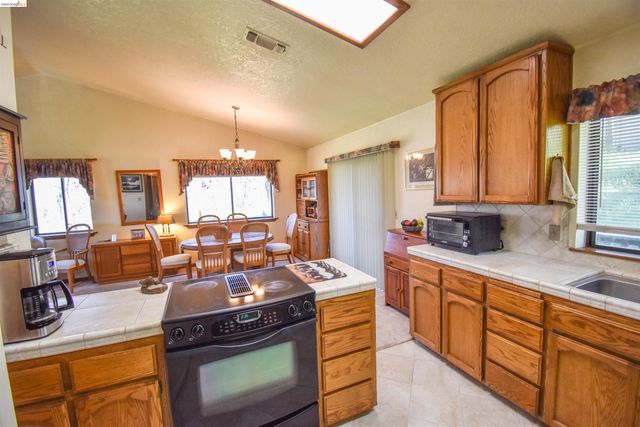 15170 Potato Ranch Rd, Sonora, CA 95370